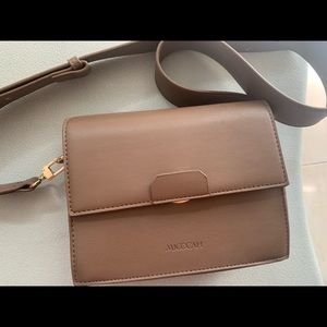 shoulder bag
